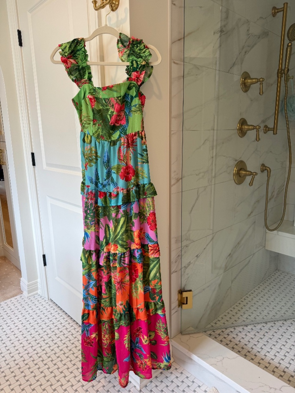 Avara maxi dress